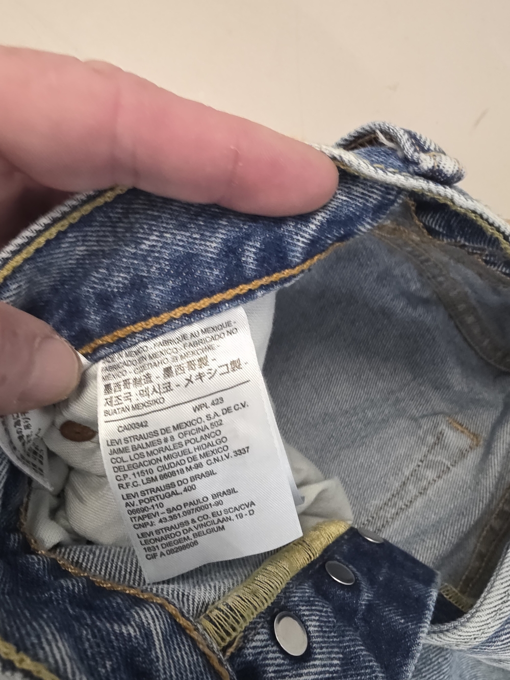 Levi's 501 Button Fly Jeans Men's Size 32x30 - Picture 4 of 8